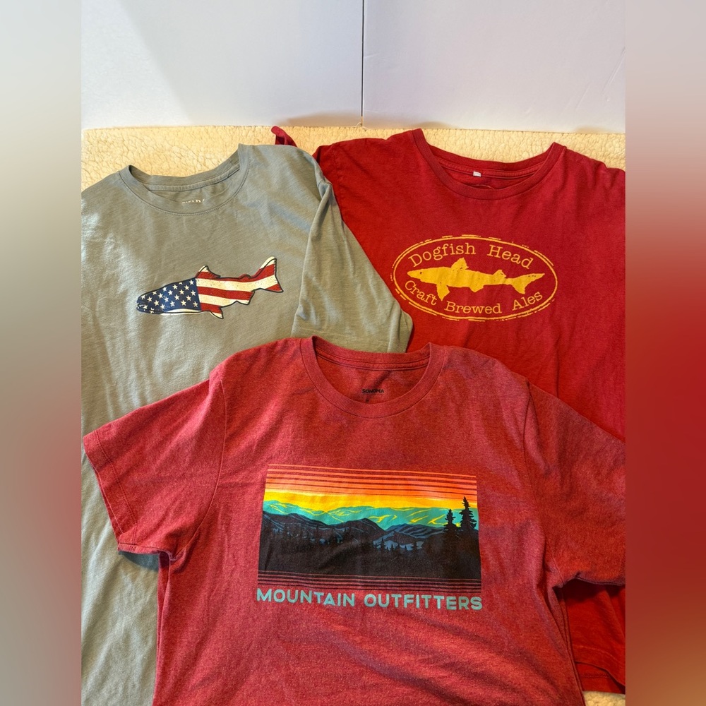 Graphic T-Shirts Bundle. Field & Stream, Sonoma, and Dogfish Head. Size Medium